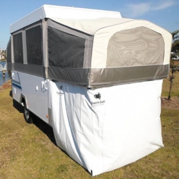 400-04500_garage-bed-end-jayco-camper-installed